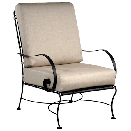 Lounge Chair with Curved Arms